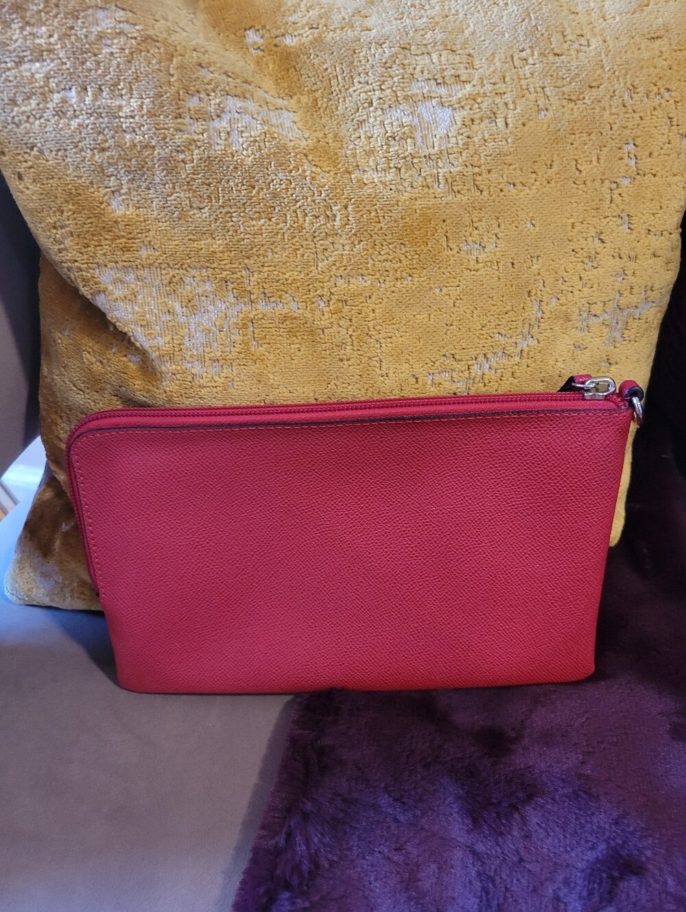 Coach Reversible Black & Red Wild Plaid City Tote With Zipperd Pouch. - Picture 9 of 14